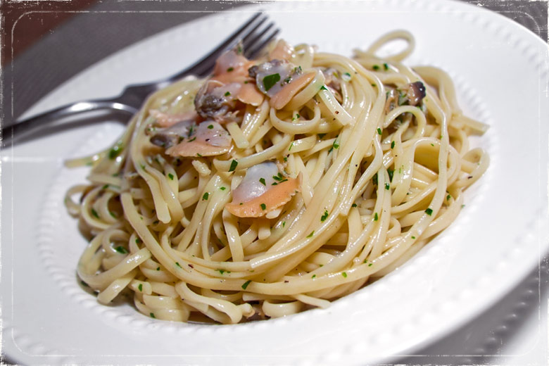 Linguine Con Salsa Bianco E Vongole